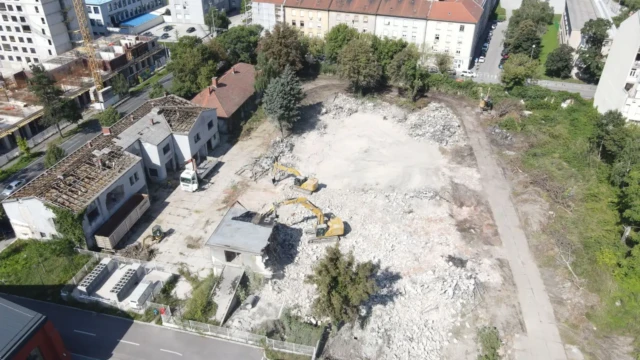 Trg pravde faza rušenja Trg pravde faza rušenja